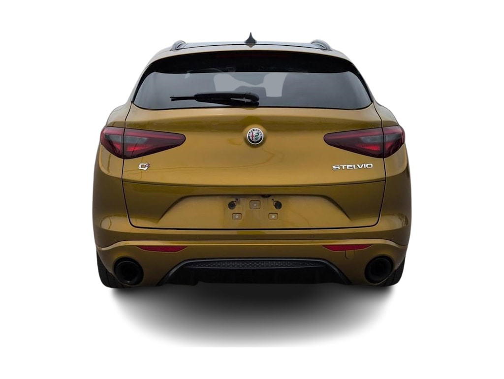 Thumbnail: 2023 Alfa Romeo Stelvio - 5