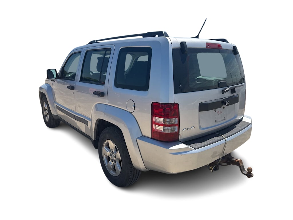 Thumbnail: 2012 Jeep Liberty - 3