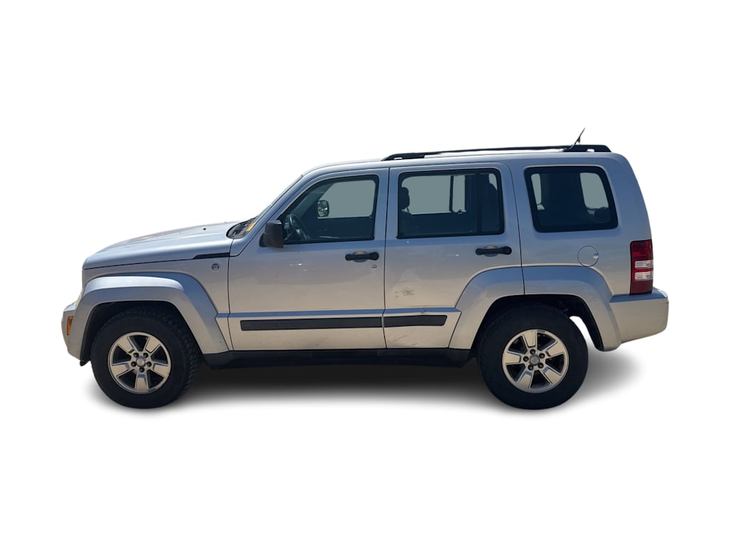 Thumbnail: 2012 Jeep Liberty - 2