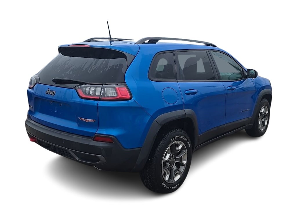 Thumbnail: 2019 Jeep Cherokee - 15