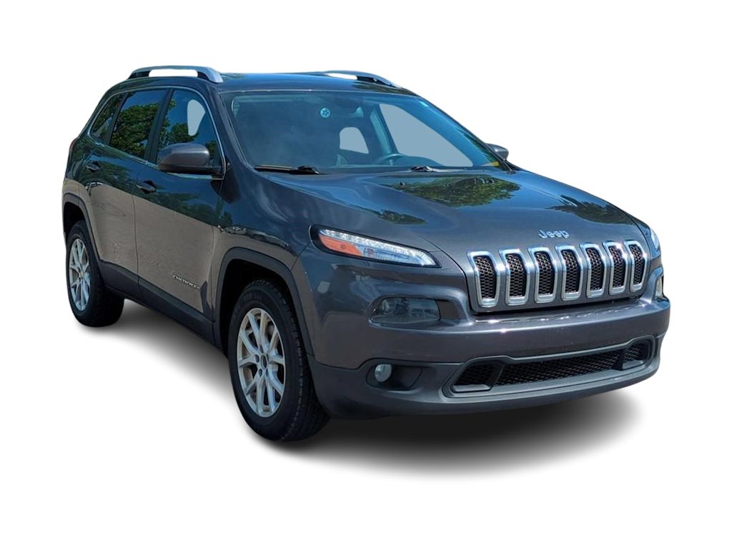 Thumbnail: 2016 Jeep Cherokee - 22