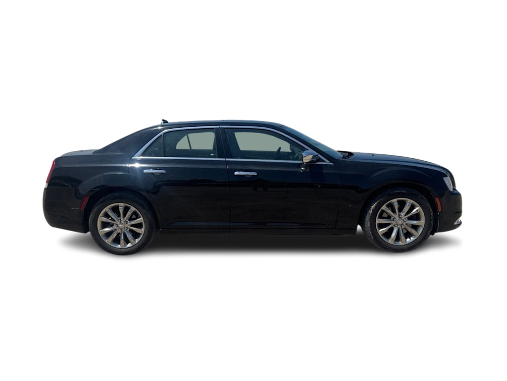 Thumbnail: 2016 Chrysler 300 - 10