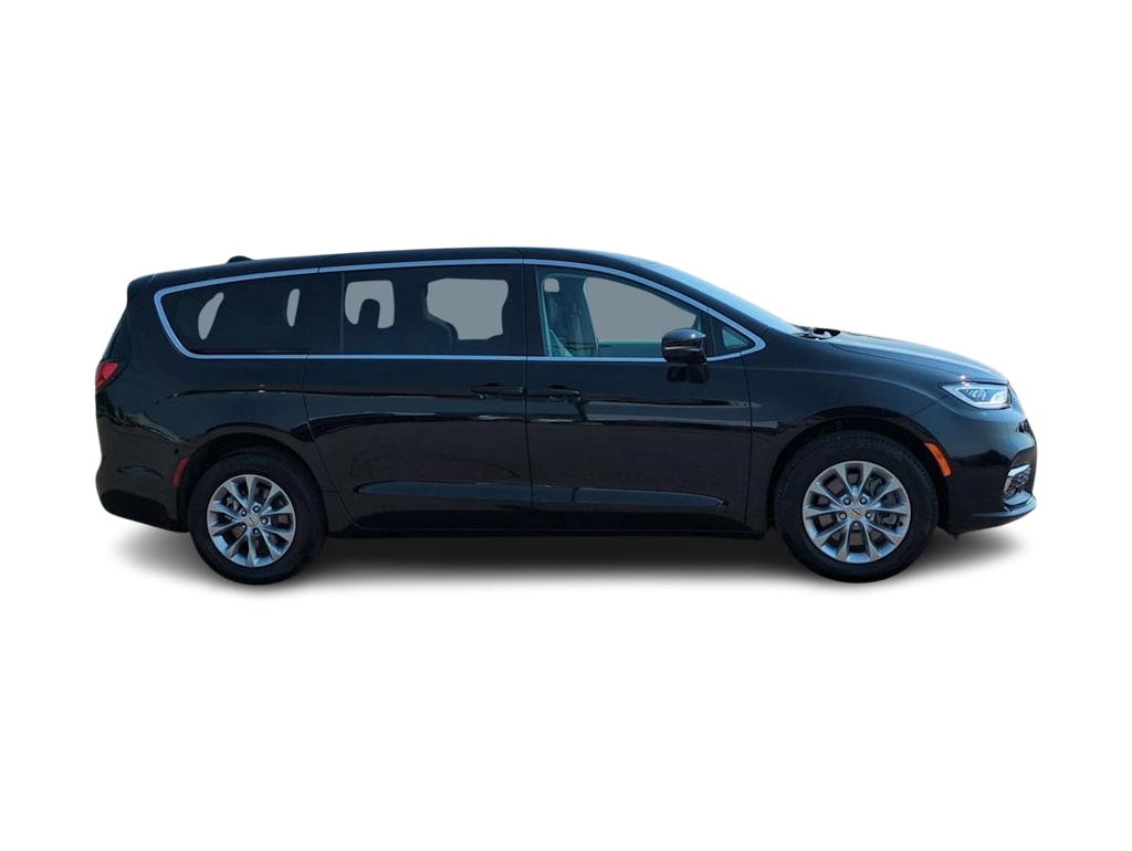 Thumbnail: 2024 Chrysler Pacifica - 19