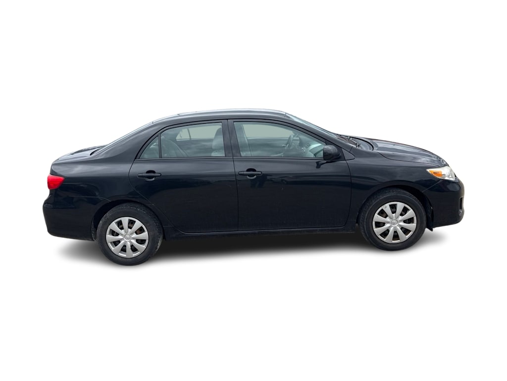 Thumbnail: 2011 Toyota Corolla - 18