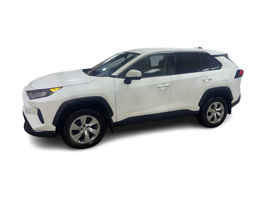 2022 Toyota RAV4 LE 3