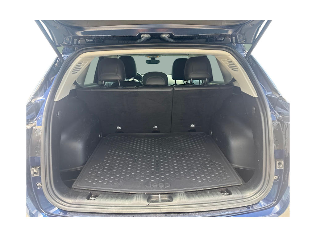 Thumbnail: 2019 Jeep Compass - 10