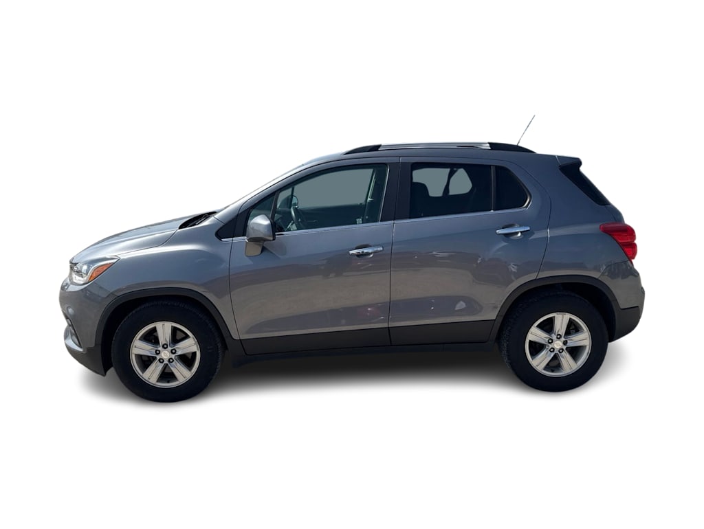 Thumbnail: 2020 Chevrolet Trax - 3