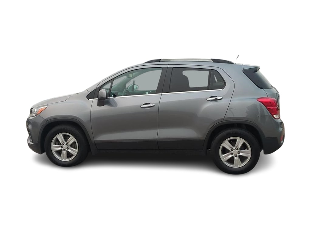 Thumbnail: 2020 Chevrolet Trax - 3