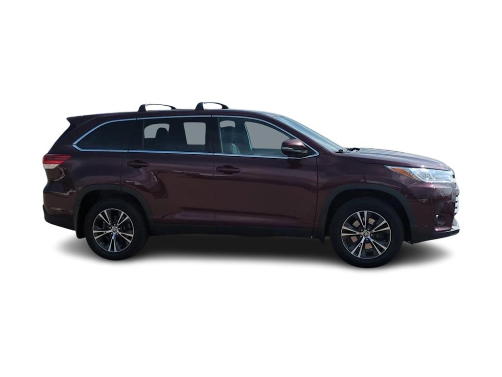 Thumbnail: 2019 Toyota Highlander - 21