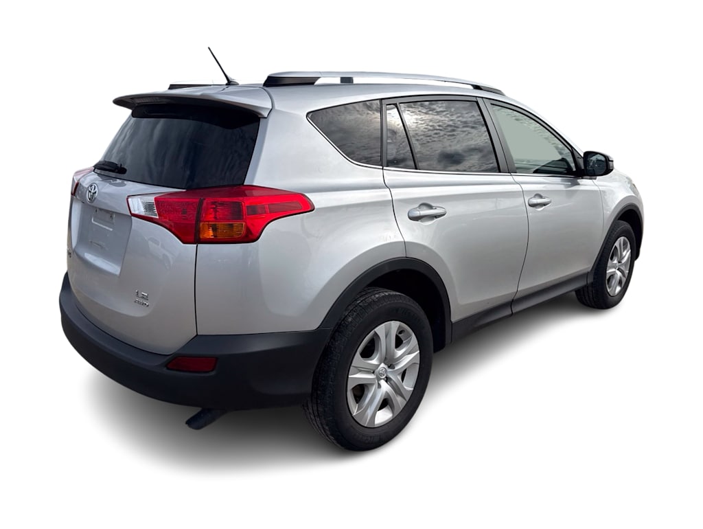 Thumbnail: 2015 Toyota RAV4 - 15