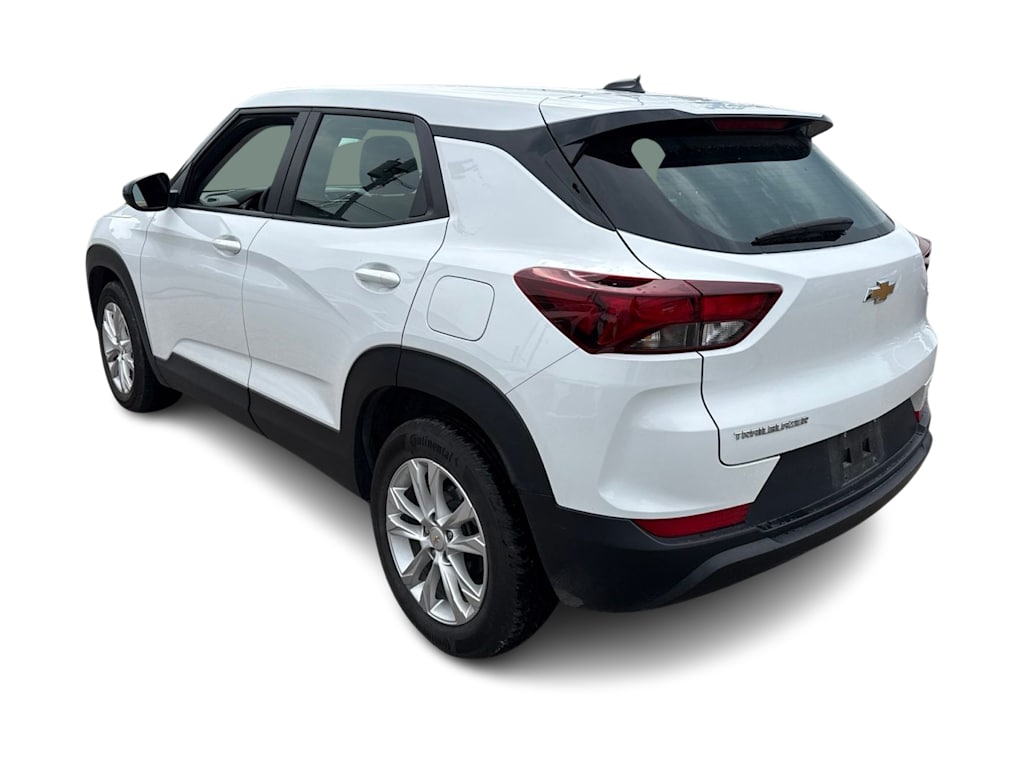 Thumbnail: 2023 Chevrolet TrailBlazer - 4