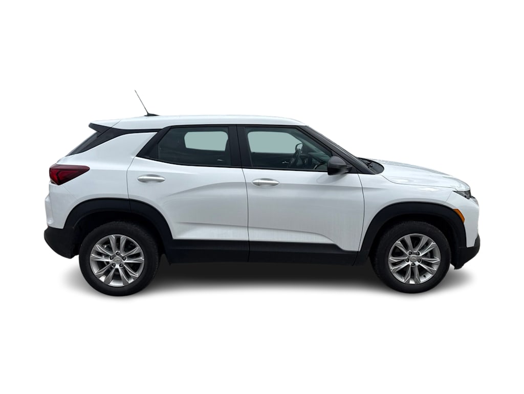 Thumbnail: 2023 Chevrolet TrailBlazer - 19