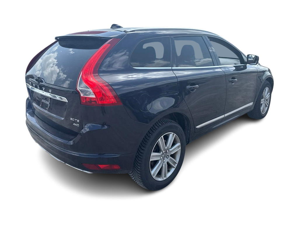 Thumbnail: 2016 Volvo XC60 - 14