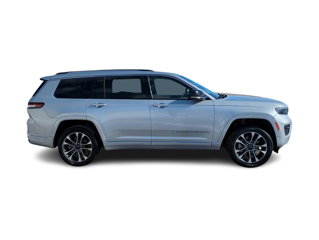 2021 Jeep Grand Cherokee L Overland 21