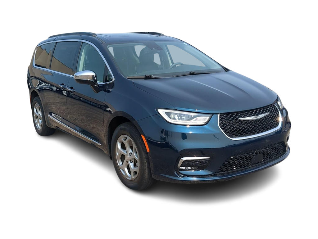 Thumbnail: 2023 Chrysler Pacifica - 18