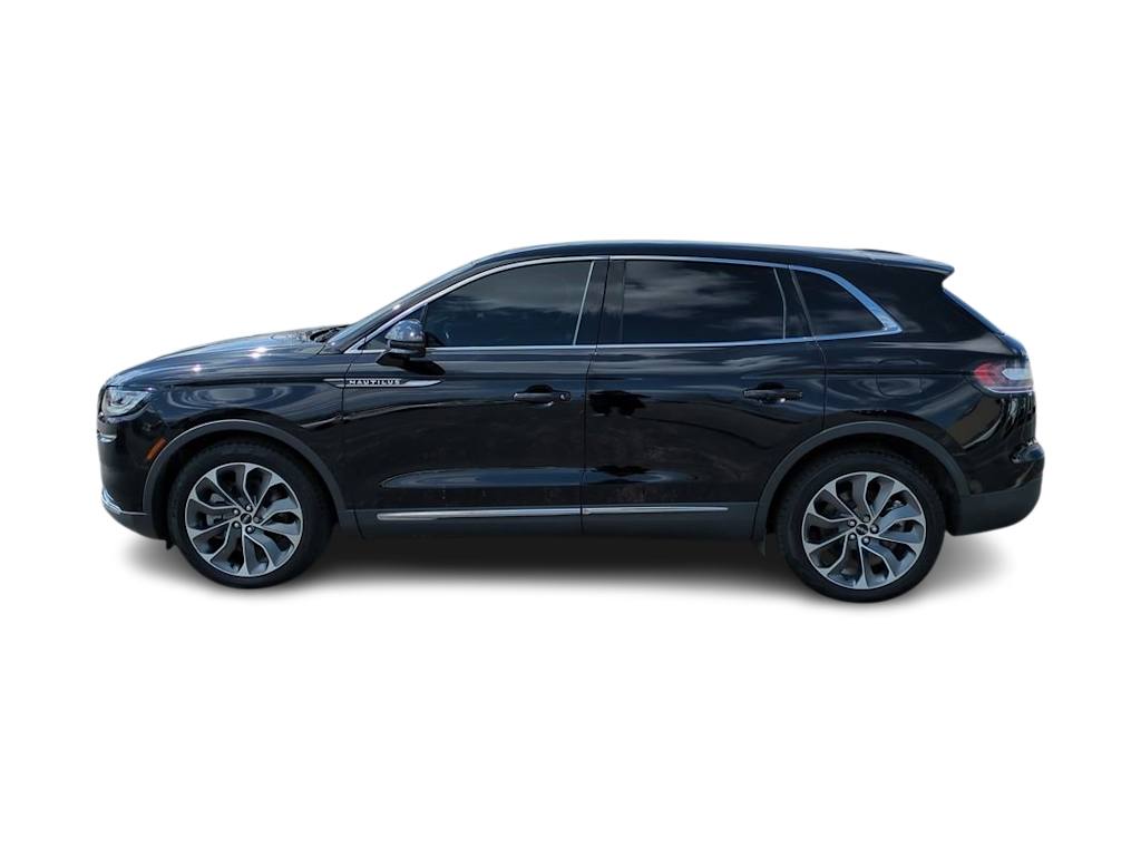 2022 Lincoln Nautilus Reserve 3