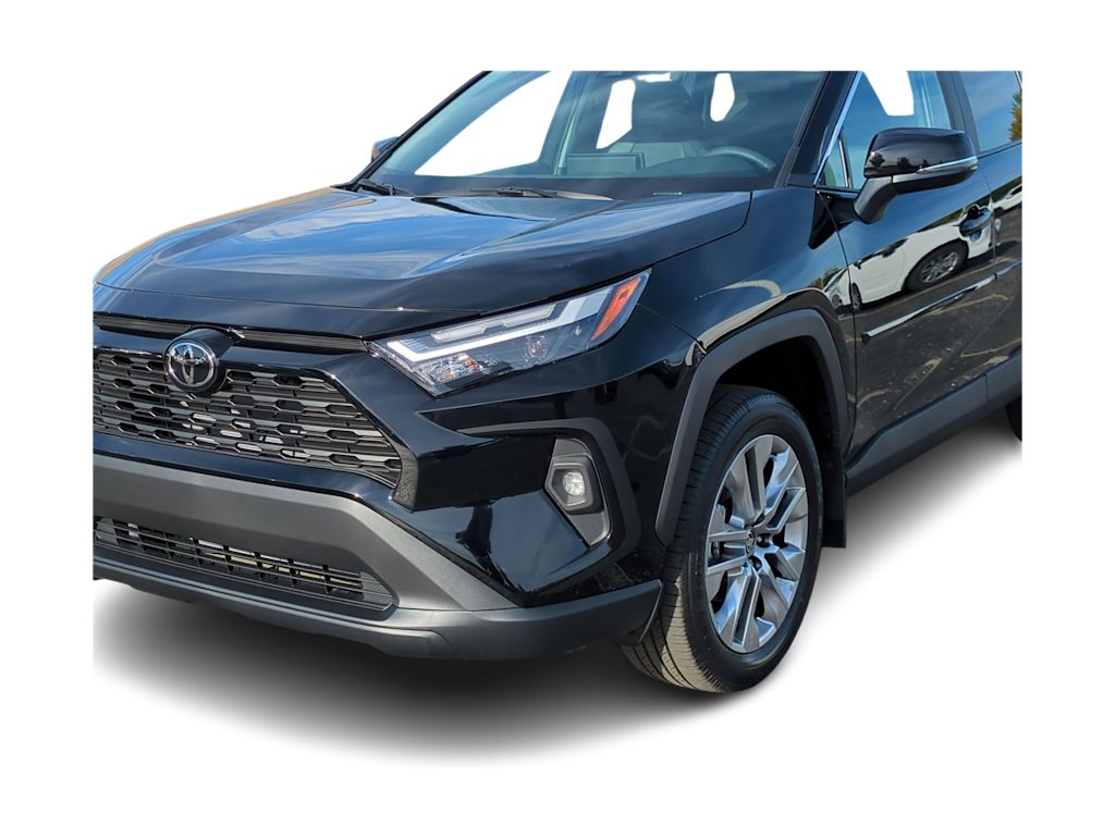Thumbnail: 2025 Toyota RAV4 - 24