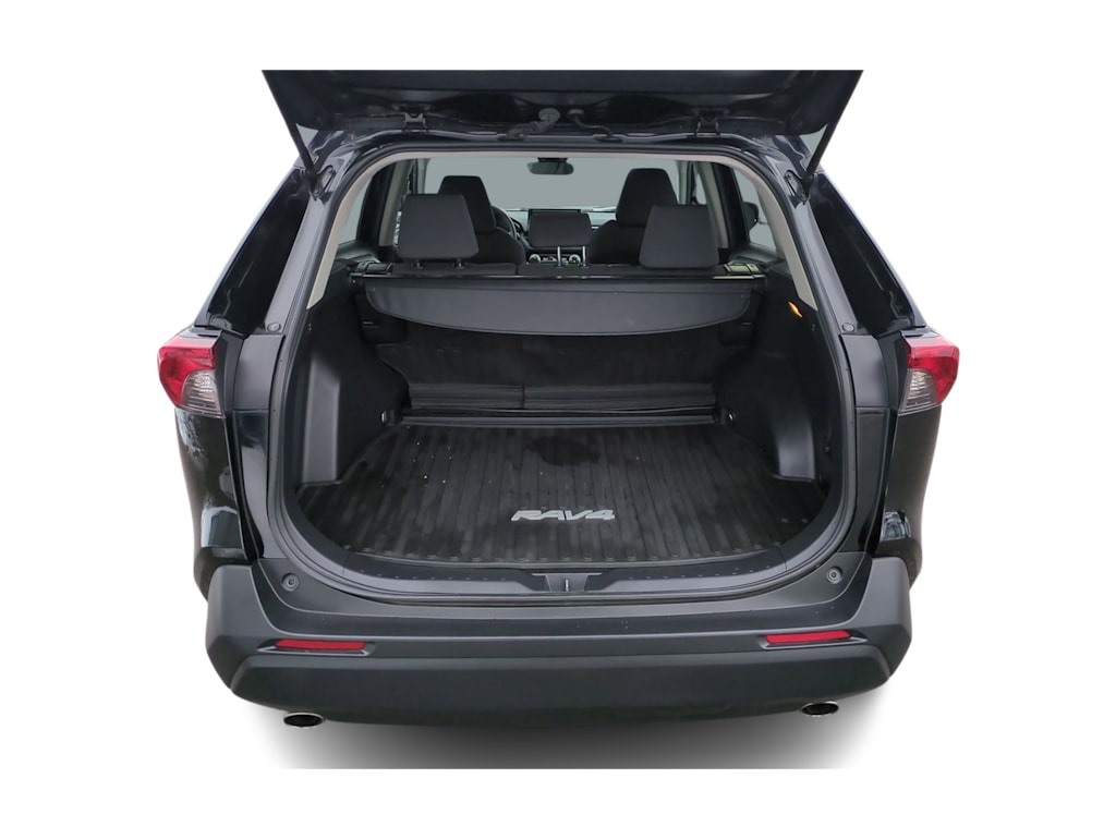 Thumbnail: 2021 Toyota RAV4 - 17