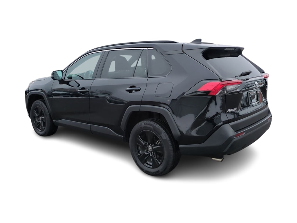 Thumbnail: 2021 Toyota RAV4 - 4