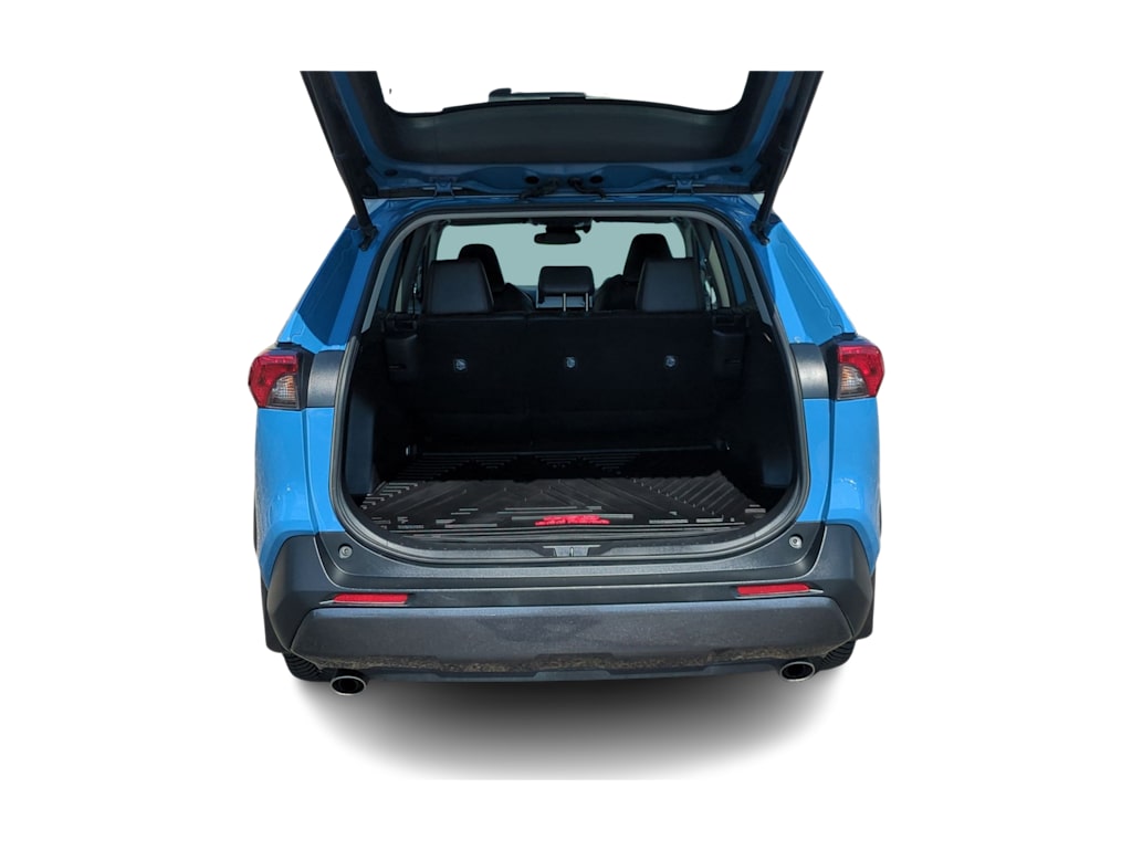 Thumbnail: 2022 Toyota RAV4 - 17