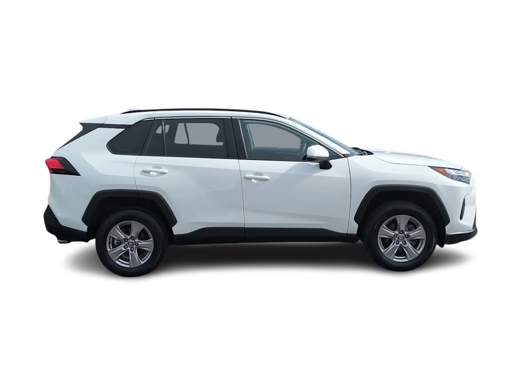 2023 Toyota RAV4 XLE 22