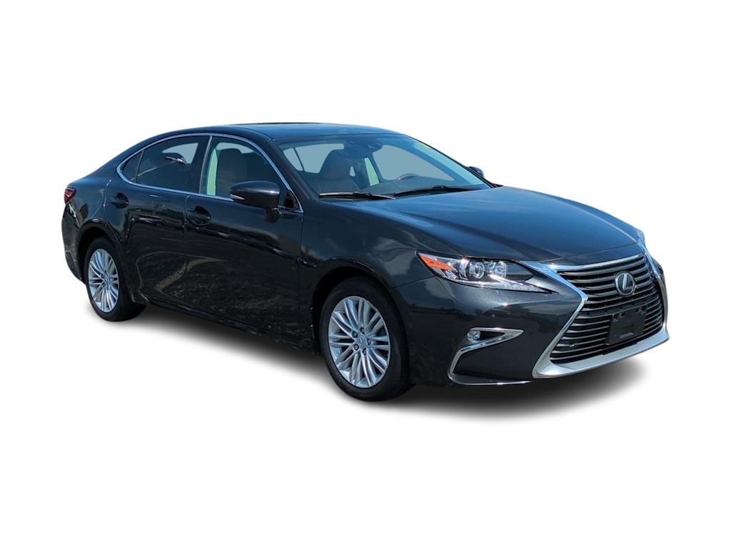 Thumbnail: 2017 Lexus ES - 19
