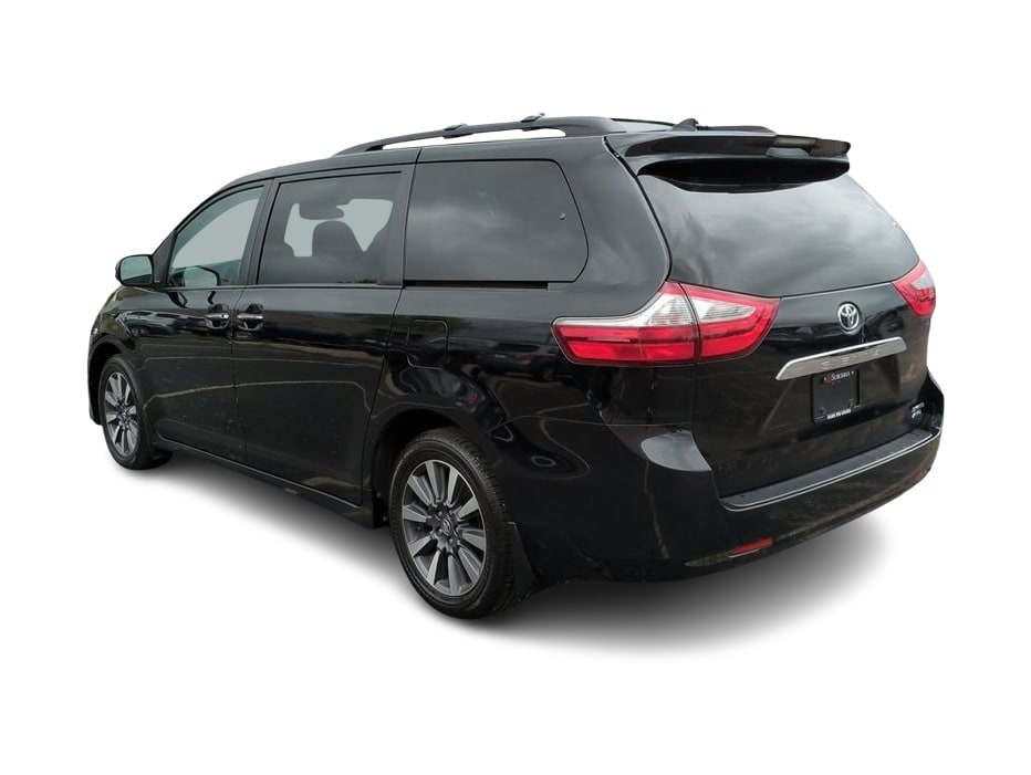 2019 Toyota Sienna Limited 4