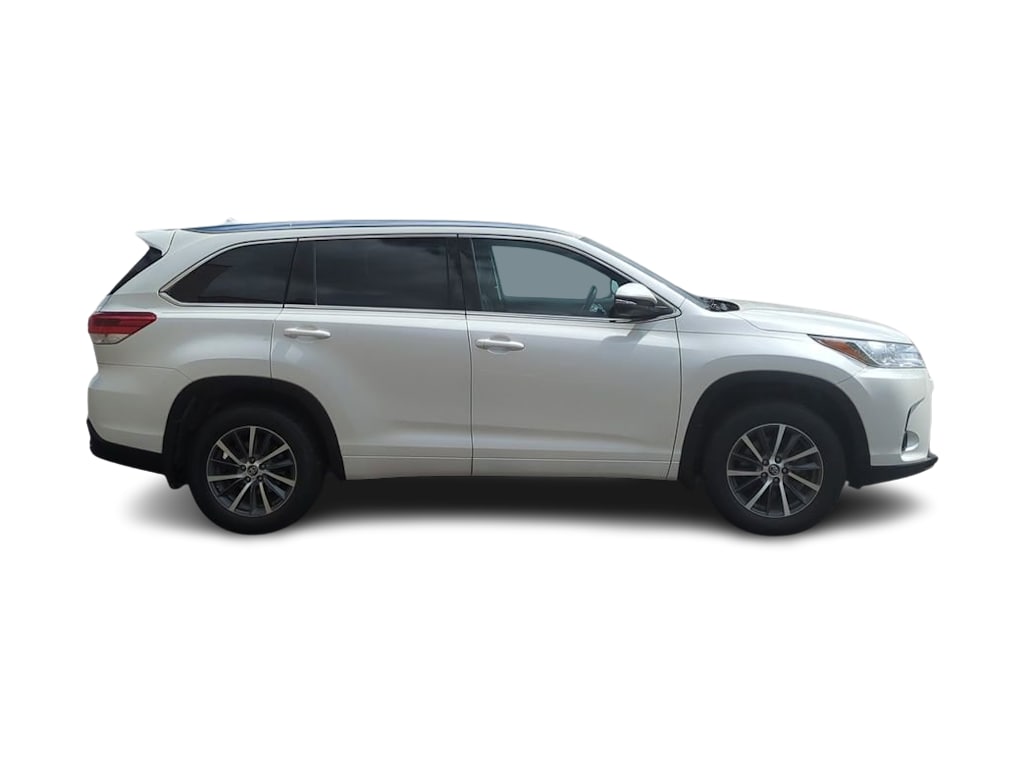 2018 Toyota Highlander XLE 22