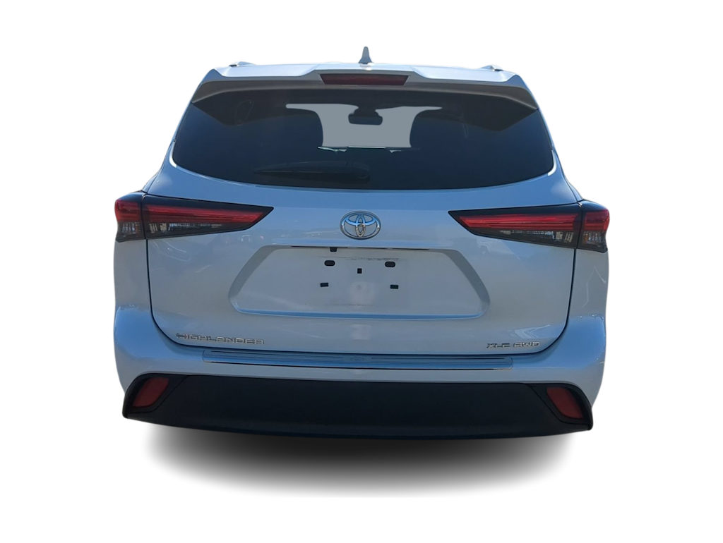 Thumbnail: 2023 Toyota Highlander - 5