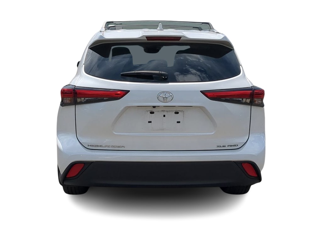 Thumbnail: 2023 Toyota Highlander - 5
