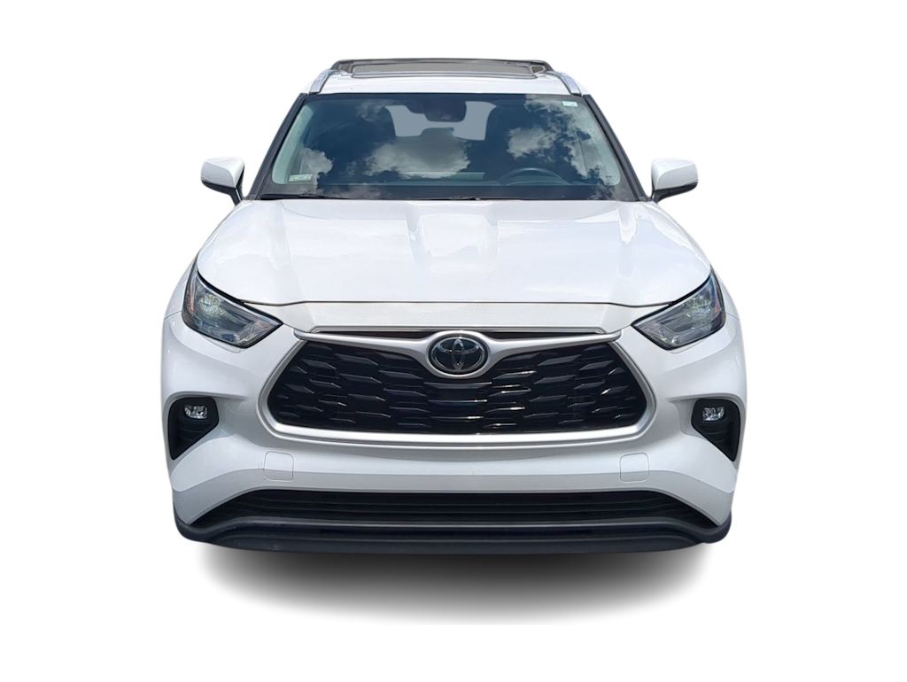 Thumbnail: 2023 Toyota Highlander - 6