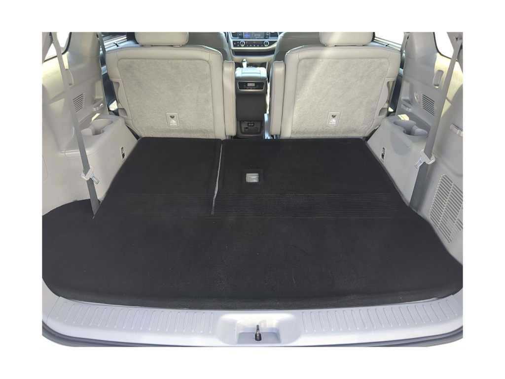 Thumbnail: 2019 Toyota Highlander - 17
