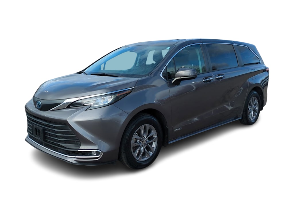 Thumbnail: 2021 Toyota Sienna - 20