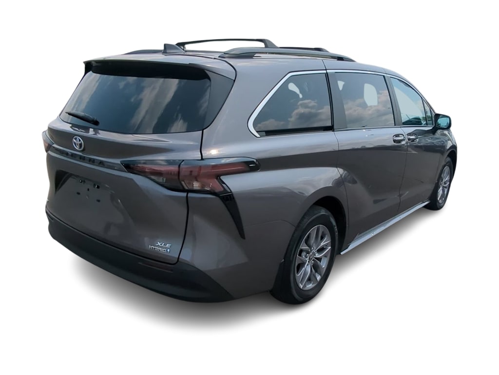 Thumbnail: 2024 Toyota Sienna - 21