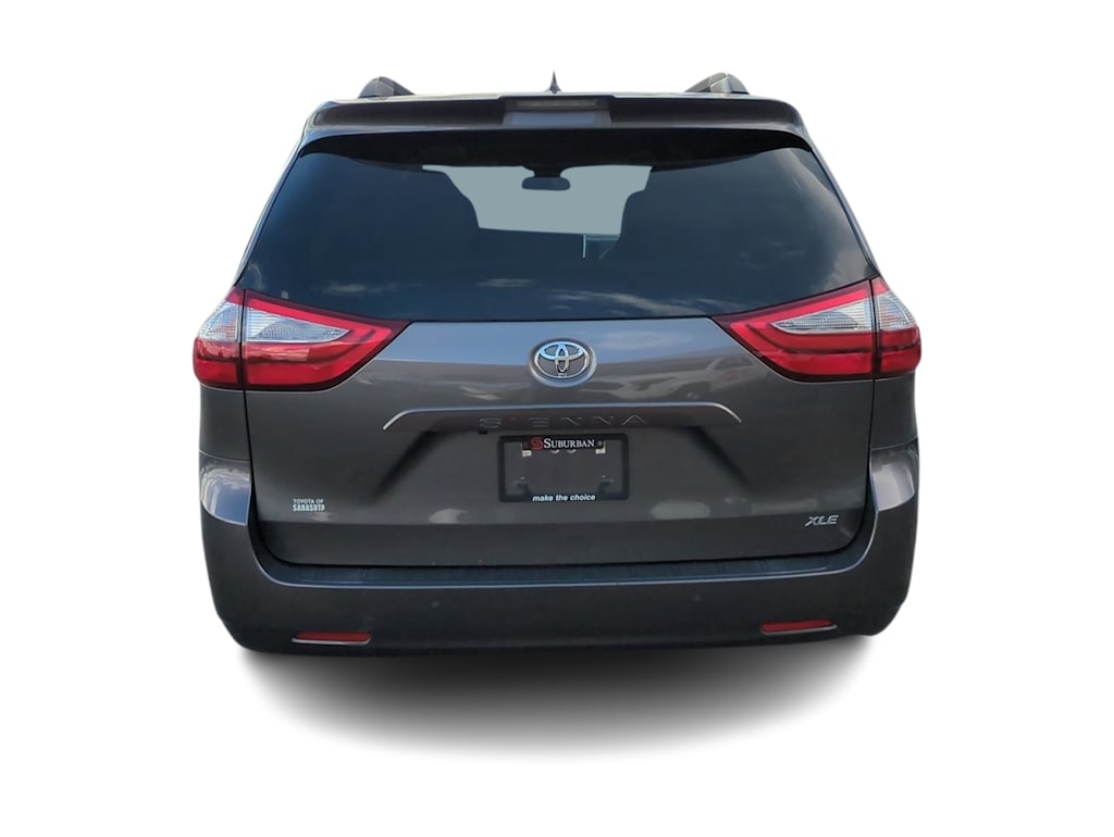 Thumbnail: 2018 Toyota Sienna - 5