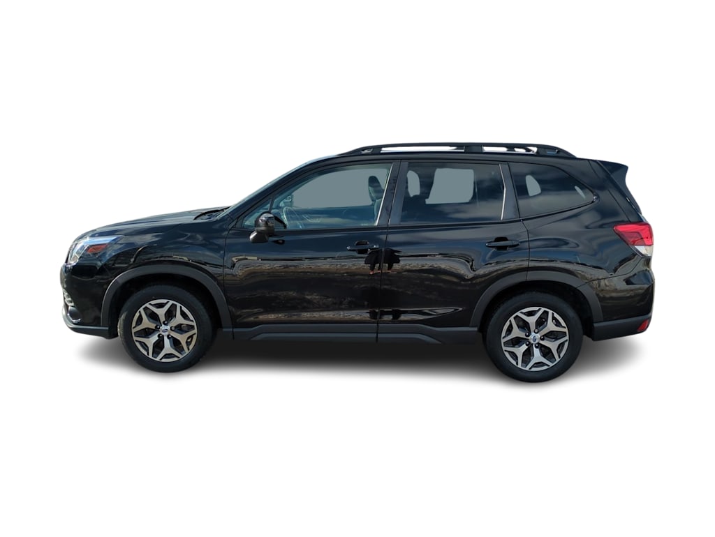 Thumbnail: 2023 Subaru Forester - 3