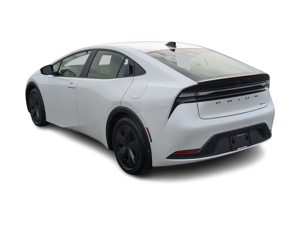 Thumbnail: 2026 Toyota Prius v - 4