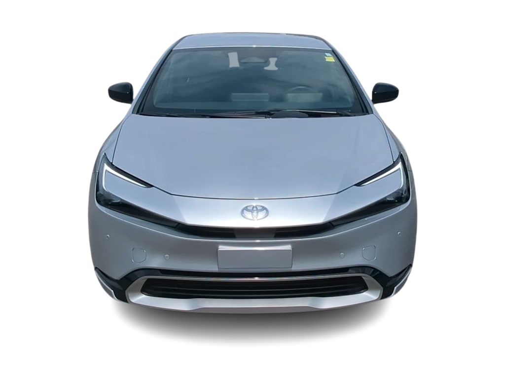 Thumbnail: 2026 Toyota Prius v - 5