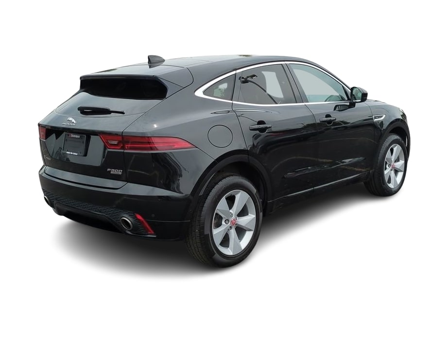 Thumbnail: 2018 Jaguar E-Pace - 21
