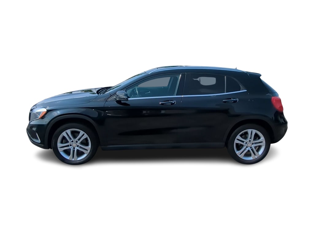 Thumbnail: 2016 Mercedes-Benz GLA - 3