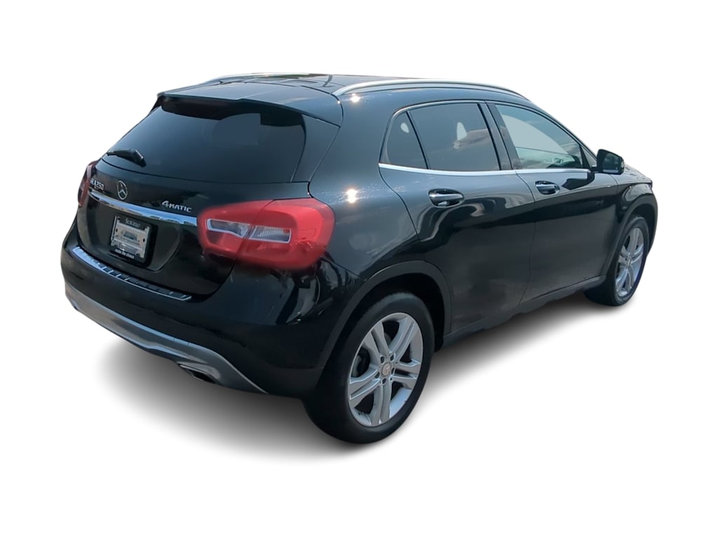 Thumbnail: 2016 Mercedes-Benz GLA - 22