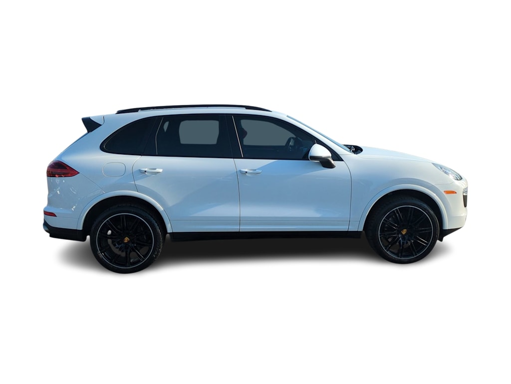 Thumbnail: 2017 Porsche Cayenne - 23