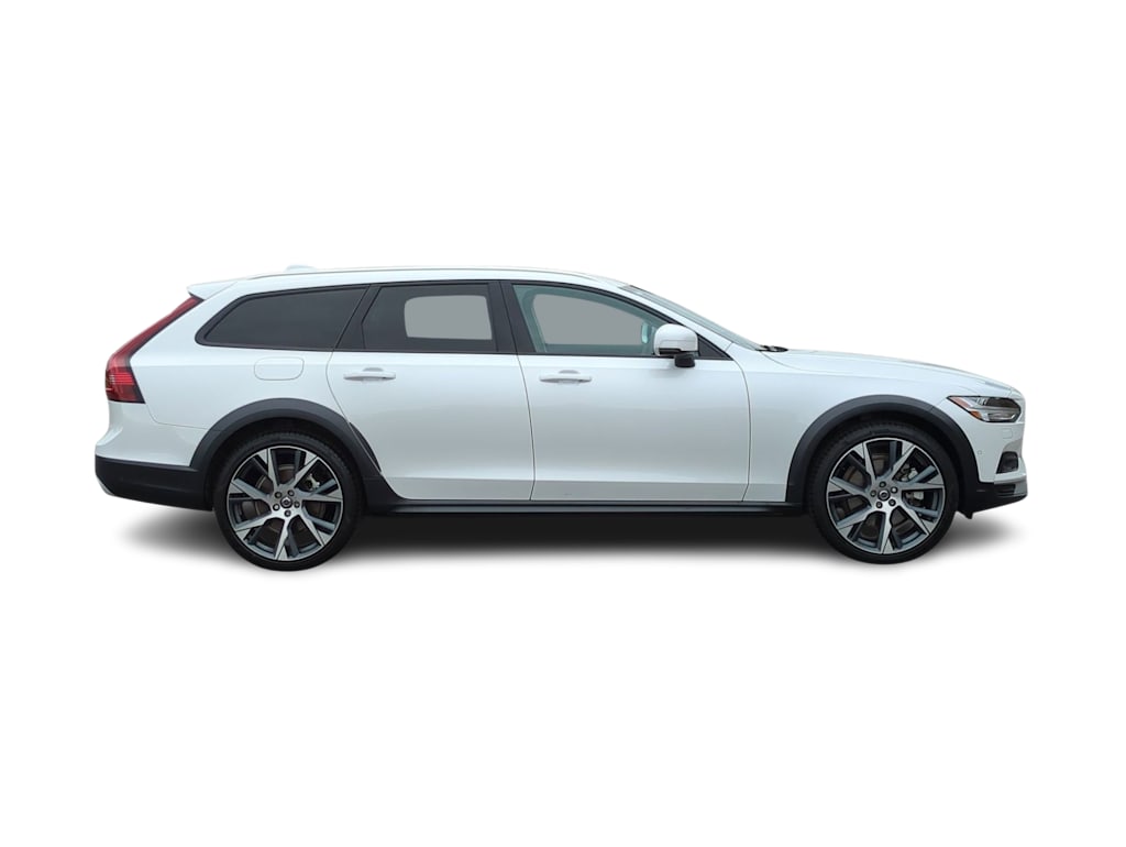 Thumbnail: 2023 Volvo V90 - 23