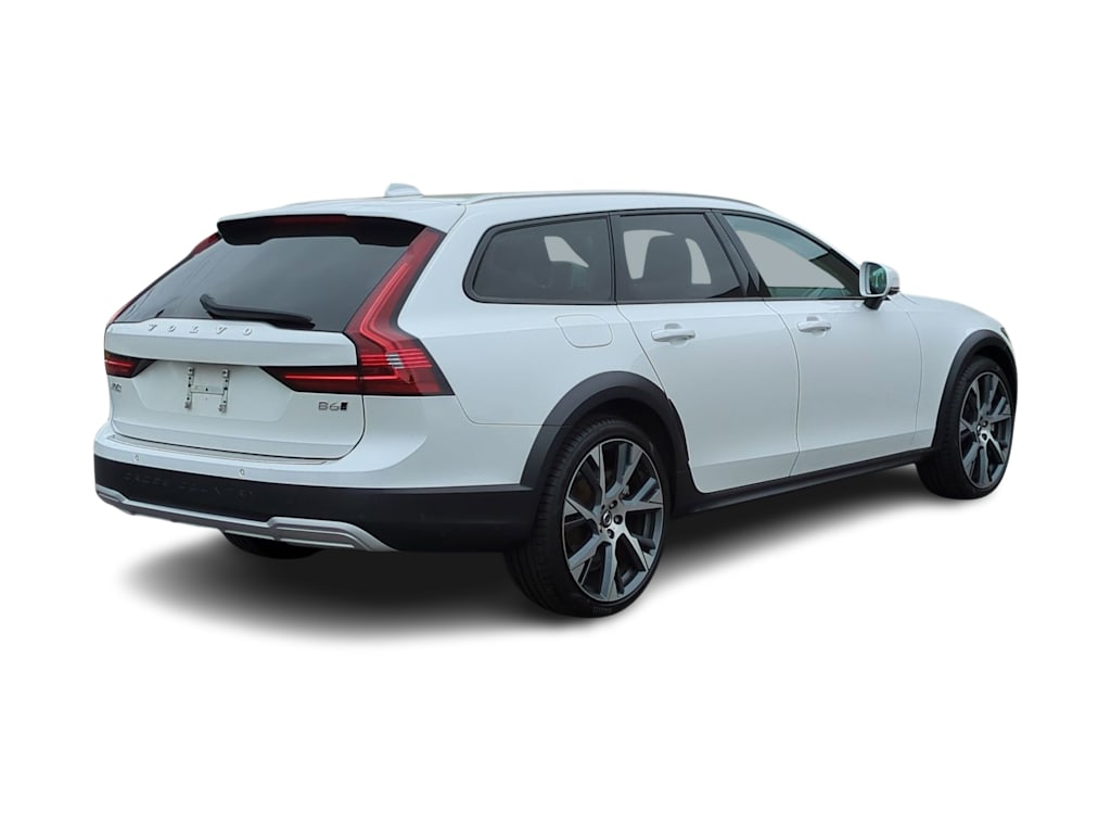 Thumbnail: 2023 Volvo V90 - 22