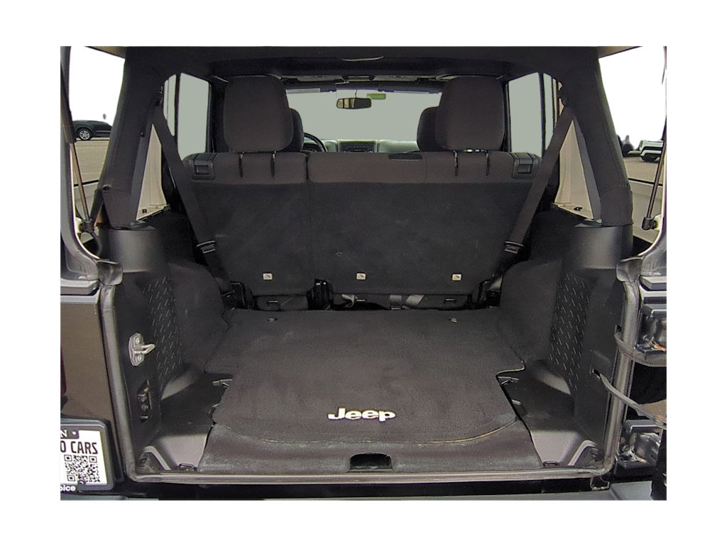 Thumbnail: 2017 Jeep Wrangler - 16