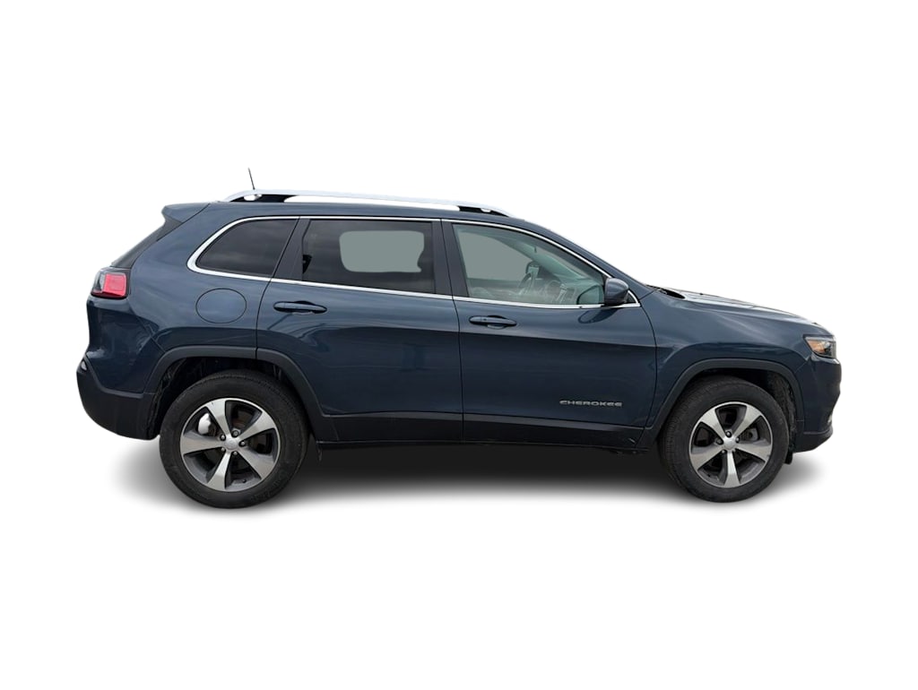 Thumbnail: 2020 Jeep Cherokee - 17
