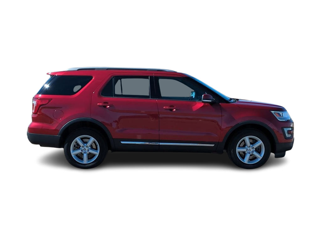 Thumbnail: 2017 Ford Explorer - 21