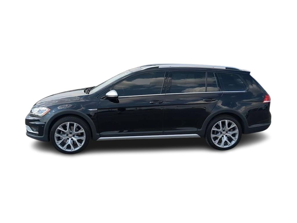 Thumbnail: 2019 Volkswagen Golf - 3