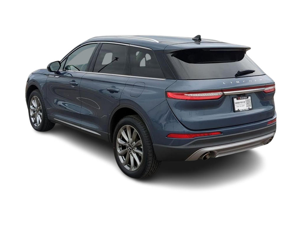 Thumbnail: 2022 Lincoln Corsair - 4