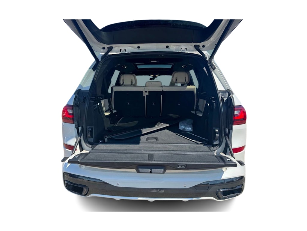 Thumbnail: 2021 BMW X7 - 10